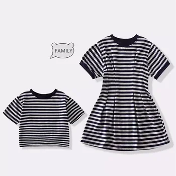 Летняя Одинаковая одежда для семьи 2022 года, Платье Для мамы И Дочки, Модная Корейская футболка Для отца И Сына, Топ-поло Для женщин И Маленьких Девочек